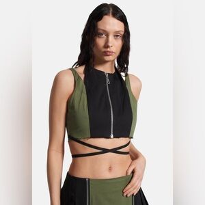 The Ragged Priest Myth Top | US 16 | NWT